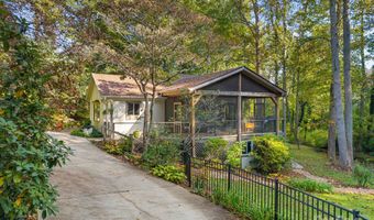 23 Shelby Dr, Asheville, NC 28803