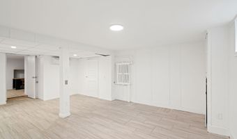 16 E LINDEN St, Alexandria, VA 22301