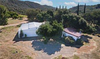 17825 Bear Valley Ln, Escondido, CA 92027