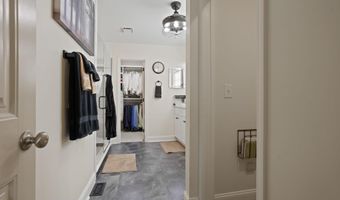 330 War Emblem Dr, Boiling Springs, SC 29316