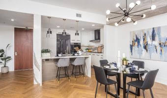 845 Fort Stockton Dr 104, San Diego, CA 92103