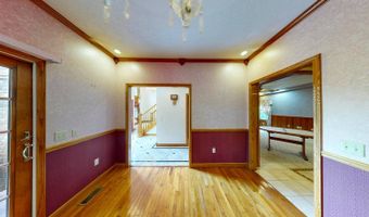 136 Lock Ln, Alum Creek, WV 25003