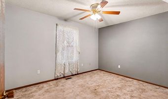 887 Woodridge Dr, Arnold, MO 63010