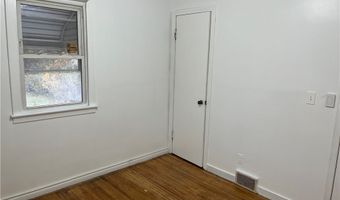 368 Grover Cleveland Hwy, Amherst, NY 14226