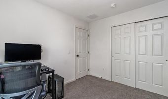 2429 S FRONT St, Allentown, PA 18103