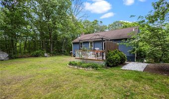 14 Jackson Schoolhouse Rd, Glocester, RI 02814