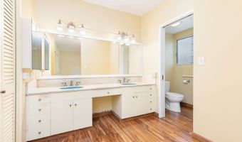 999 Wilder Ave 305, Honolulu, HI 96822