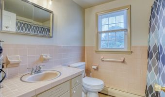103 S FAIRFIELD Dr, Dover, DE 19901