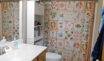 529 NE 16th St, Ankeny, IA 50021