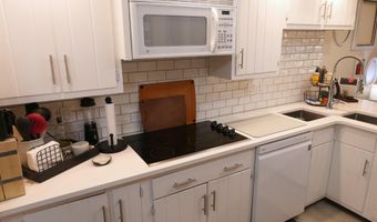 1006 Falkirk Rd, Alma, MI 48801