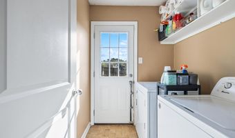 1202 Meadows Dr, Benton, AR 72019
