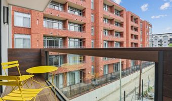 304 K St NE 2PH, Washington, DC 20002