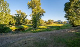 400 Lagoon Ln, Challis, ID 83226