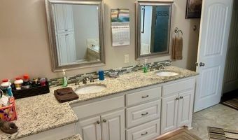 1185 BLUE GRASS, Benton, AR 72019