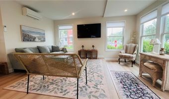 115 Wellington Ave 1, Newport, RI 02840