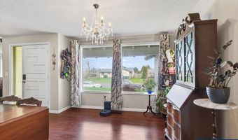 990 Hazel St, Aumsville, OR 97325