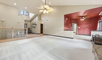 45 Burnette Dr, Antioch, IL 60002