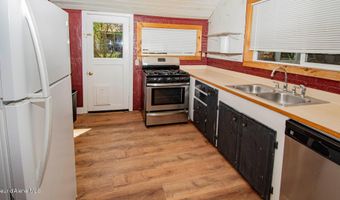6962 Oak St, Bonners Ferry, ID 83805