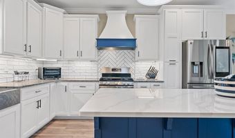 608 Eagle Point Dr, Austin, KY 42127