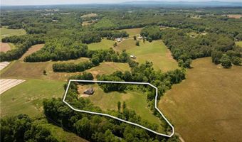 186 Pipers Creek Trl, Ararat, NC 27007
