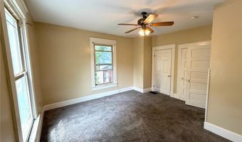 902 Royal St, Alton, IL 62002
