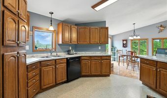 22832 Ridge Road E28, Anamosa, IA 52205