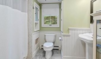 825 Matteson Rd, Coventry, RI 02816
