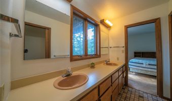307 Lakeview Dr, Alma, CO 80420