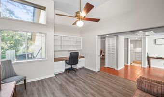 1 Marsh Harbor Dr A, Beaufort, SC 29907