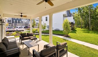 5 PELHAM Ln, Bayville, NJ 08721