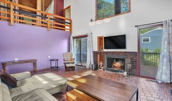 12 Sage Rd, Danbury, CT 06810
