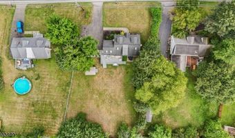 817 Limecrest Rd, Andover, NJ 07860