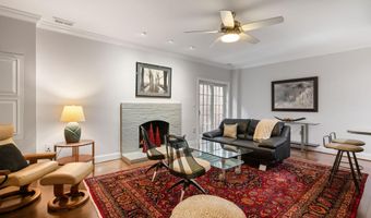 2317 S QUEEN St, Arlington, VA 22202