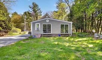 6 North Rd, Foster, RI 02825