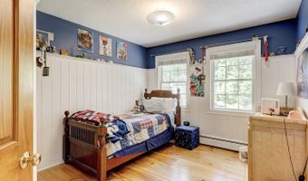 35 Woodsedge Ct, Berlin, CT 06037