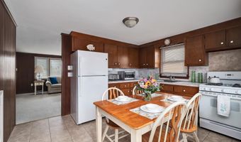 2006 CENTRAL Ave, Barnegat Light, NJ 08006