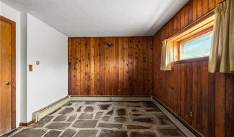 1035 Mohegan Trl, Block Island, RI 02807