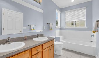 65 Hatteras Way, Barnegat, NJ 08005