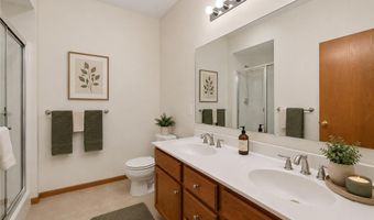 15280 Flower Way 230, Apple Valley, MN 55124