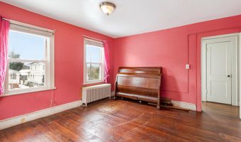 921 48TH St NE, Washington, DC 20019