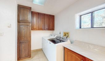 22 Paizalas Dr, Bosque, NM 87006