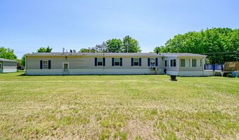 2 Windsor Dr, Alfred, ME 04002