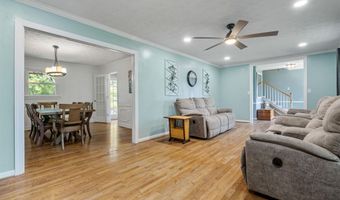 827 CREEK Trl, Anniston, AL 36206