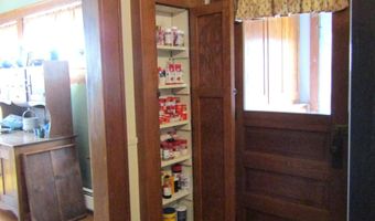9 Ridge Rd, Atlantic, IA 50022