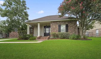 17647 Lake Azalea Dr, Baton Rouge, LA 70817