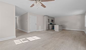 1010 W Saunders Ave, Aberdeen, NC 28315