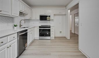 386 Sherwood Oaks Dr, Asheboro, NC 27205