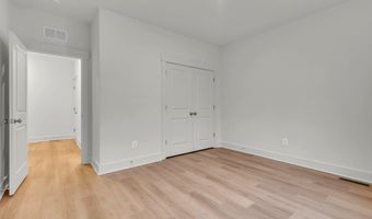 995 ARUNDEL Dr, Arnold, MD 21012