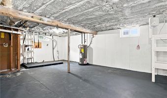 38 Winsor St, Cumberland, RI 02864