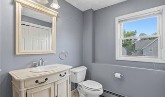 105 Park Ave, Cranston, RI 02905